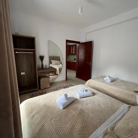 Castle View Apartment Gjirokaster Exterior photo